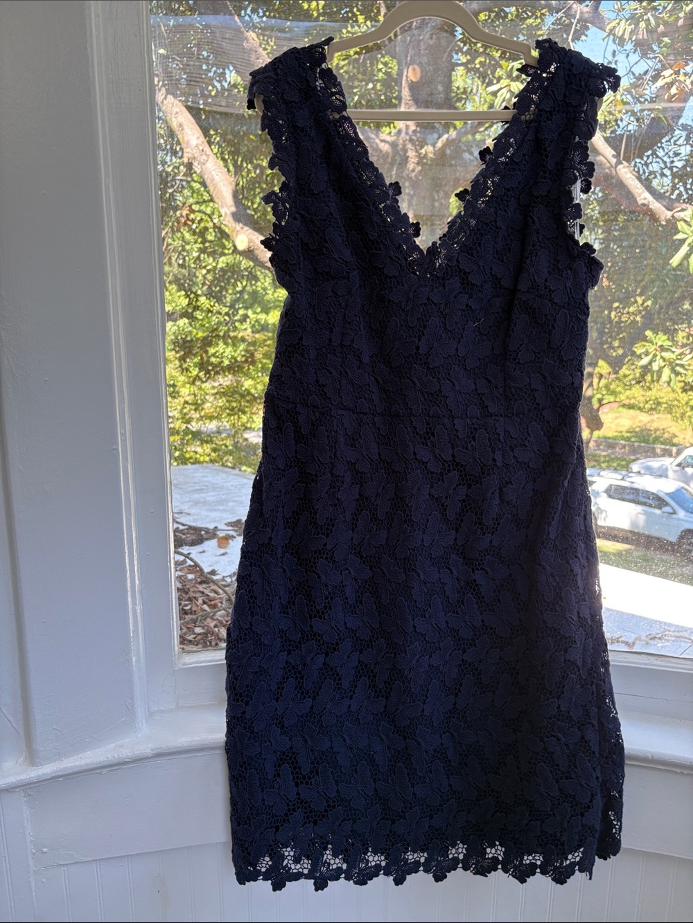 Lilly Pulitzer Navy Butterfly Lace V-Neck Sleeveless Dress-Size 14